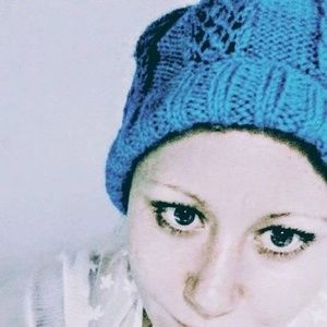 Meet your Posher, Cate